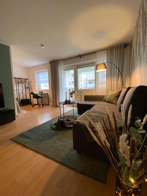 Design, Hochschule, Wildpark, Zentral, Waipu Tv, Netflix Apartment Pforzheim Ngoại thất bức ảnh