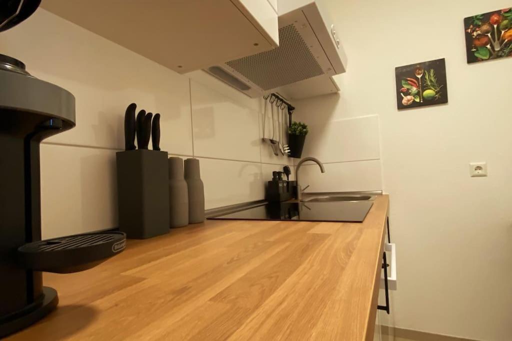 Design, Hochschule, Wildpark, Zentral, Waipu Tv, Netflix Apartment Pforzheim Ngoại thất bức ảnh